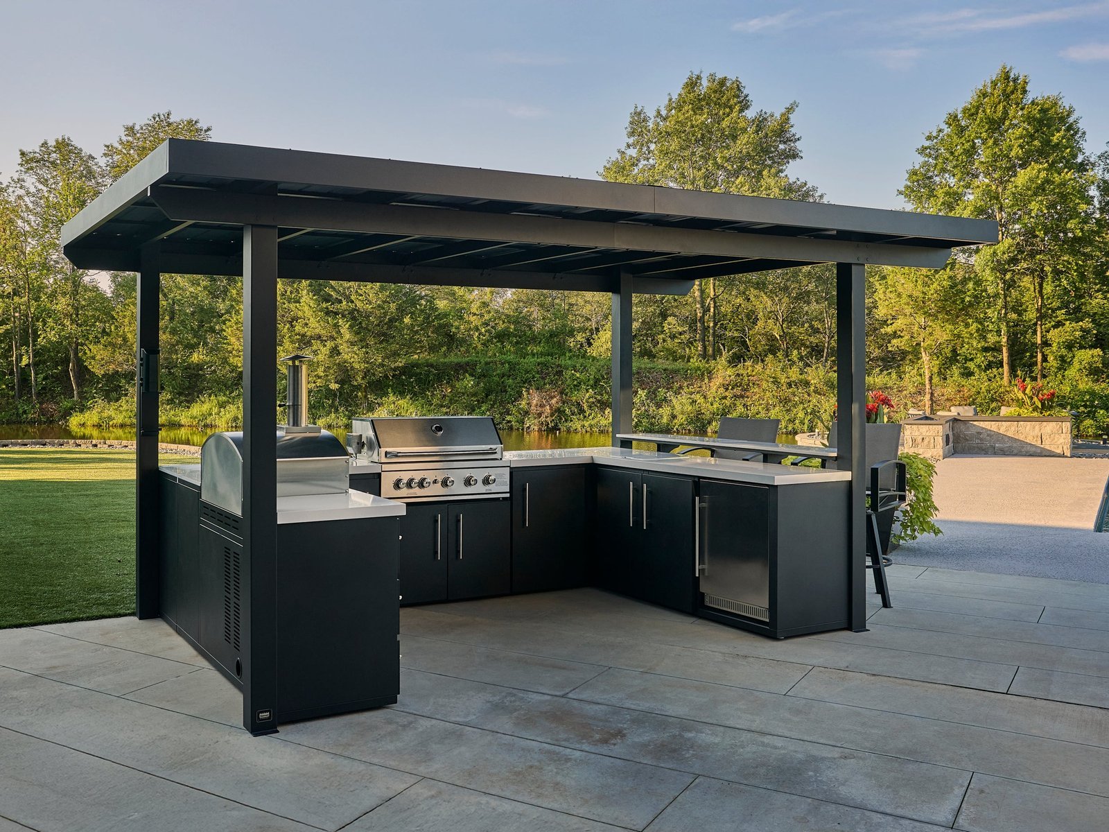 Outdoor Bar